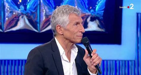 Renaud Nu Comme Un Ver Dans Un Camp Naturiste Les R V Lations Folles