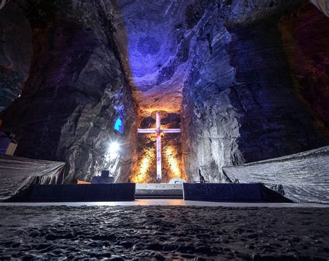 La Catedral de Sal lo espera esta Semana Santa Planes en Zipaquirá