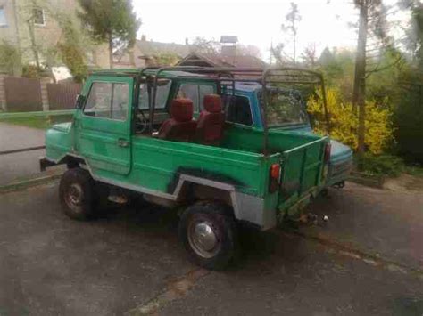 2x LUAZ 969M 969 4x4 L UAZ Topseller Oldtimer Car Group