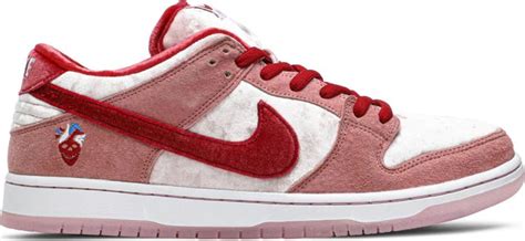 Nike Sb Dunk Low Strangelove Cereja Nevesz Store