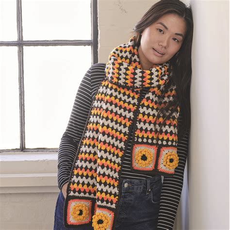 How To Crochet An Autumn Granny Square Scarf