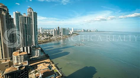 sold beautiful  bedroom apartment oceanview grand tower