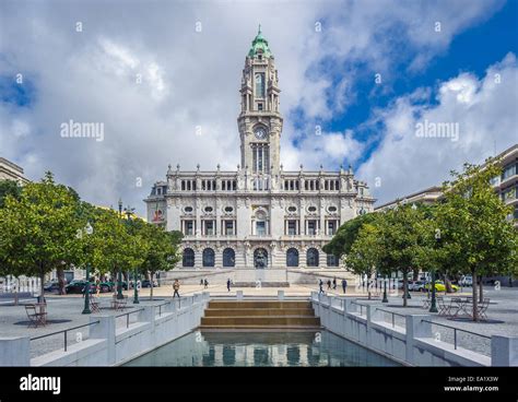 Porto Town Hall On Avenida Dos Aliados Stock Photo Alamy