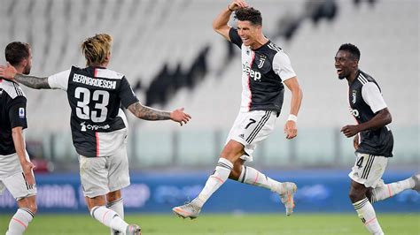 Juventus 2 0 Sampdoria Fiche Du Match Juventus Fr