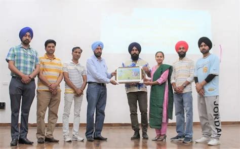 Star cast of 'Mera Baba Nanak' movie visits Maharaja Ranjit Singh ...