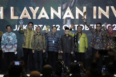 Kota Tangerang Raih Penghargaan Anugerah Layanan Investasi Dari