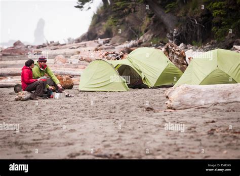 Campers On Second Beach Olympic National Park Washington Usa Stock