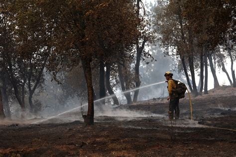 California's Oak Fire Grows to Almost 17,000 Acres - Breaking Weather