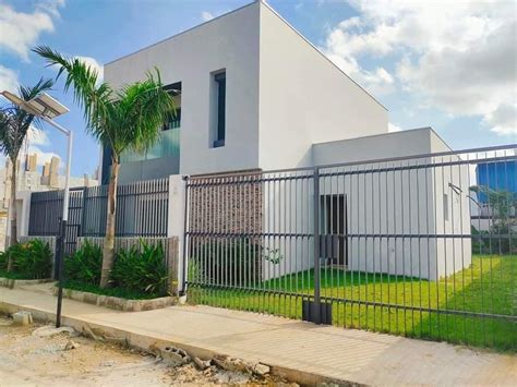 Villa Duplex Moderne De Haut Standing En Vente Riviera Abatta Biim