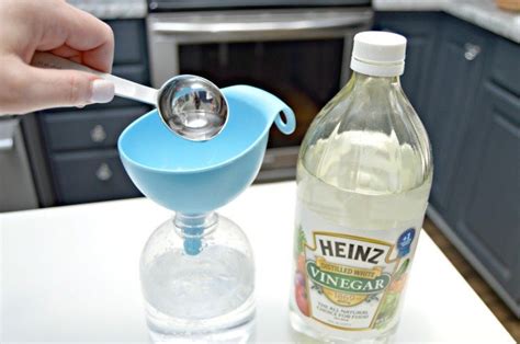 Homemade Auto Glass Cleaner Recipe Ehow