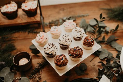 13 Delicious Wedding Dessert Bar Ideas Nikkolas Nguyen