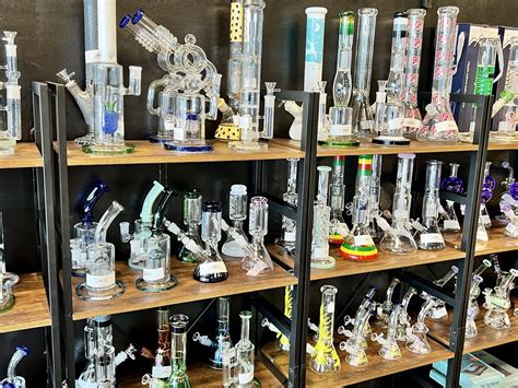 The Hottest Heady Glass And Smoke Shop In Kansas City High End Smoke And Vape