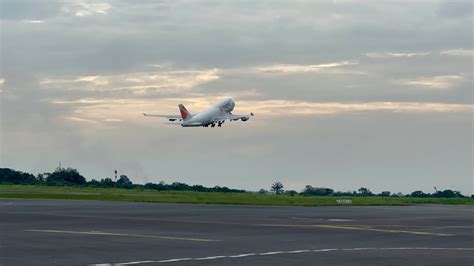 Epic Landings And Take Offs At Douala International Airport Youtube