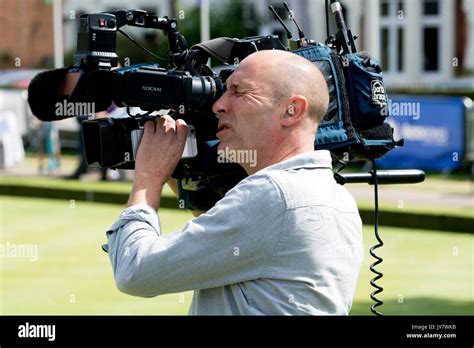 tv cameraman  res stock photography  images alamy