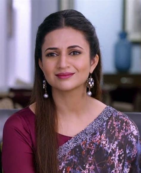 Pin Op Divyanka Tripathi