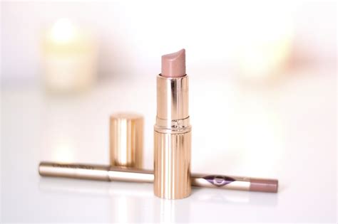 The Perfect Nude Lip Duo Charlotte Tilbury Lip Cheat In Iconic Nude