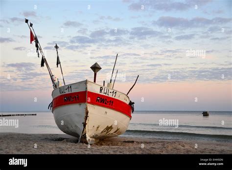 Fishing Boat Storm Waves Hi Res Stock Photography And Images Alamy