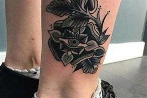 101 Amazing Queen Of Spades Tattoo Designs You Need To See Outsons