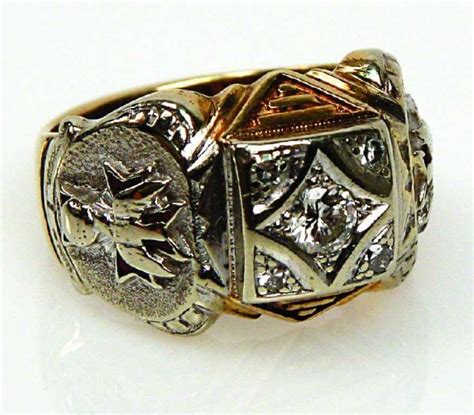 MENS KNIGHTS OF COLUMBUS RING : Lot 65285