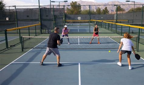 C Mo Jugar Al Pickleball Y Las Mejores Estrategias