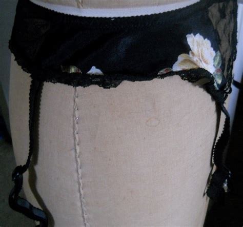 Vintage Lingerie Garter Belt Straps Black Floral S Gem