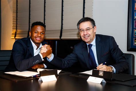 Fc Barcelona Improves Ansu Fatis Contract And Raises His Buyout Clause