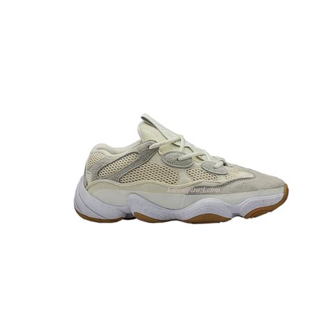 آدیداس یزی 500 کرم قهوه ای Adidas Yeezy 500 کتونی پیروزی