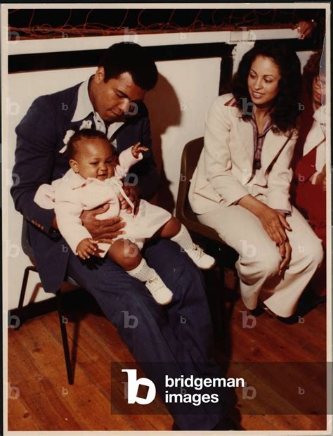 image  muhammad ali   family   visit  washington