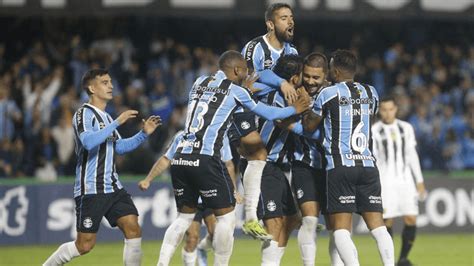 Grêmio Sentenció Con Goleada 4 0 A The Strongest Dsports Fútbol