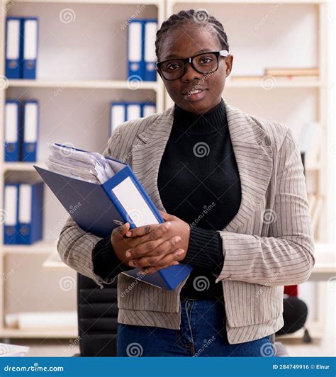 Black Female Lawyer in Courthouse Stock Photo - Image of judicial ...