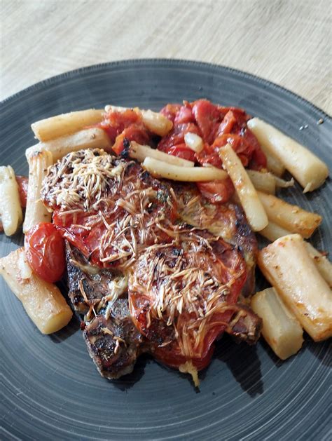 Recette de Cote de porc gratiné au tomates