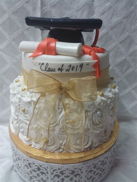 Graduation Cake Graduation Cakes Cake Desserts