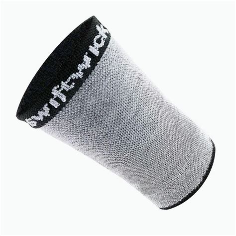 Hockey Wrist Sleeve I 360° Cut Resistant I Swiftwick