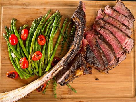 Ultimate Tomahawk Steak Sizzle Steak Recipes Skirt Steak Recipes Grilling Recipes Roast