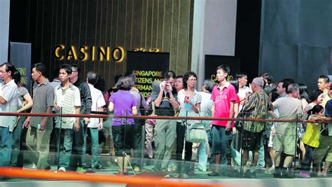 Fall in daily average of casino visits by Singaporeans, PRs - TODAY