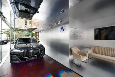 Bmw Middle East Collaborates With Emirati Artist Highlighting