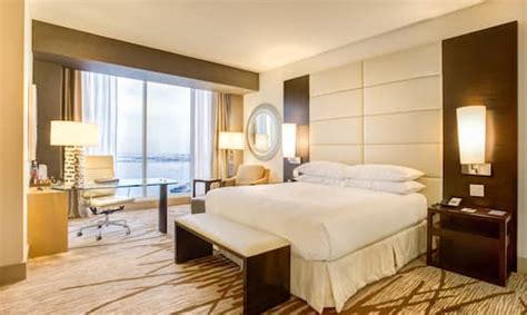 Rooms & Suites | Hilton Panama