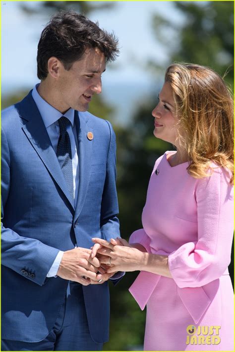 Canadian Prime Minister Justin Trudeaus Wife Sophie Tests Positive For