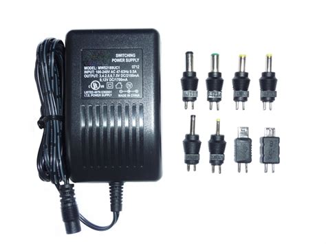 Adaptateur AC Universel 3 à 12 vdc 2 ampères Alimentation KGE