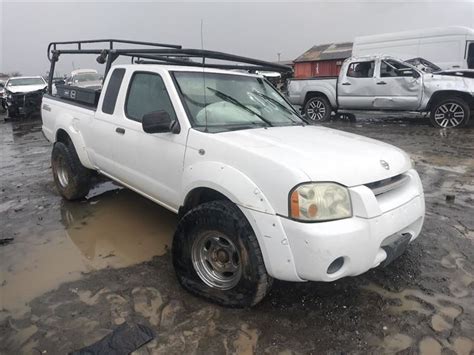 2003 2004 Nissan Frontier Rear Axle Beam Assembly 381642S600 OEM EBay