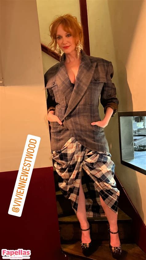 Christina Hendricks Aka Actuallychristinahendricks Nude Leaks Fapellas