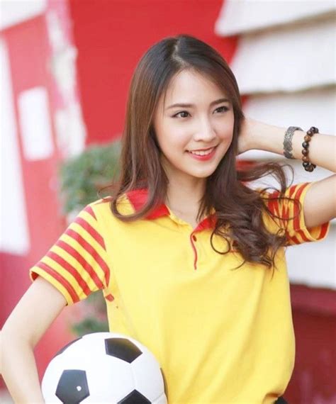 pin oleh ze  gmm girls aktris