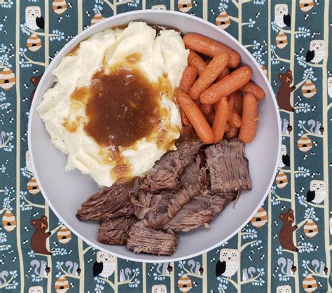 Top 96 Pictures Roast Beef Sandwich With Mashed Potatoes And Gravy Latest