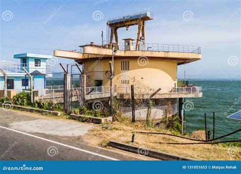 Facilities of Udawalawe Reservoir Dam, Sri Lan Stock Image - Image of ...