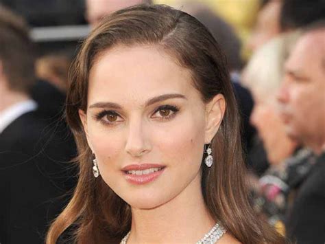 Natalie Portman Bio Net Worth Height Weight Affair Boyfriend