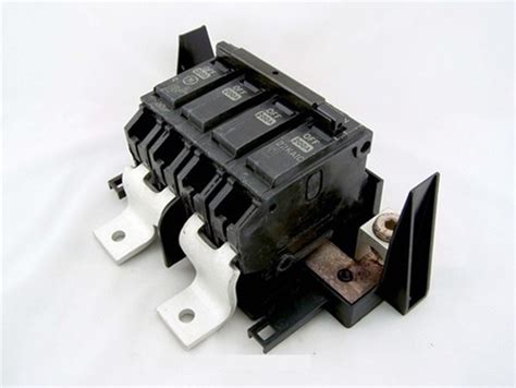 ge   amp main replacement circuit breaker thqmv  ka