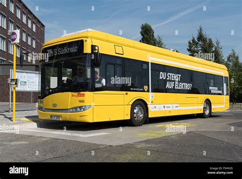 Berlin Germany E Bus Berlin BVG Line 204 Cars In 1685 Stock Photo Alamy