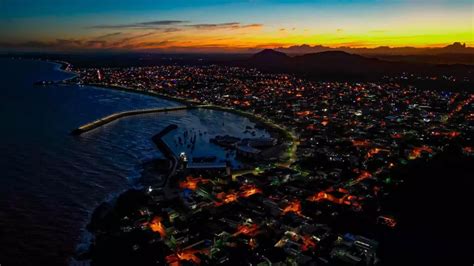 Praia de Itaipava e o Famoso Píer em Itapemirim