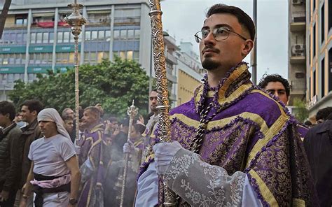 Semana Santa conheça as tradições centenárias de Sevilha