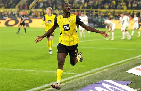 Guirassy Kopt Borussia Dortmund In Slotfase Langs St Pauli